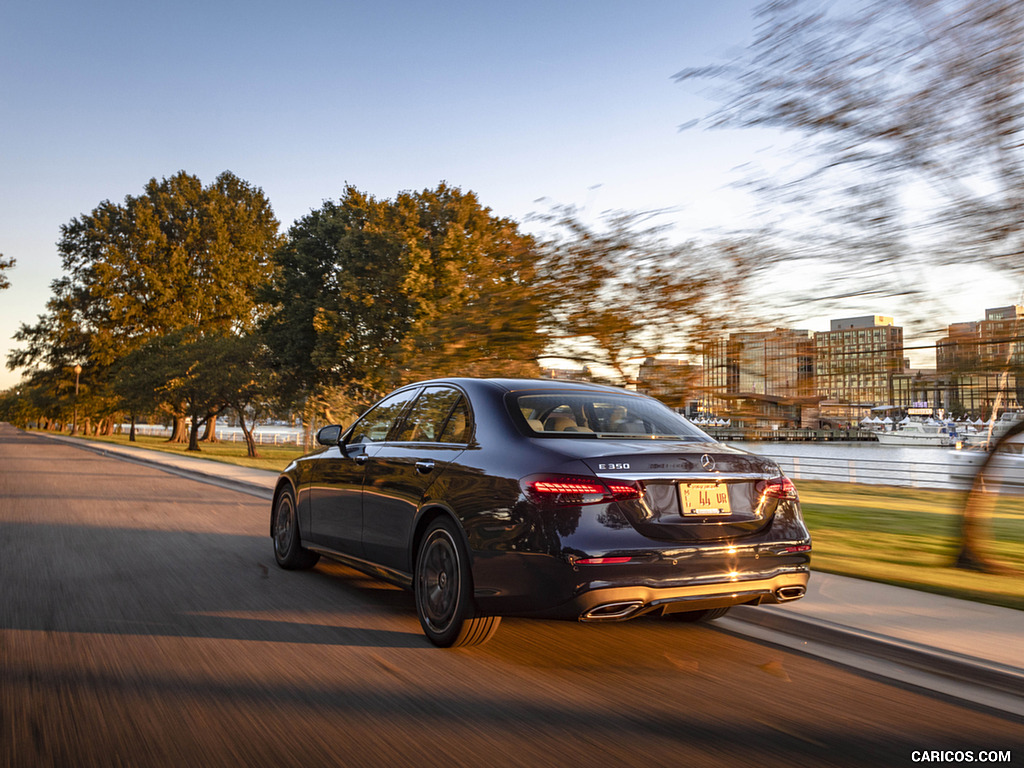 2021 Mercedes-Benz E 350 4MATIC Sedan (US-Spec) - Rear Three-Quarter