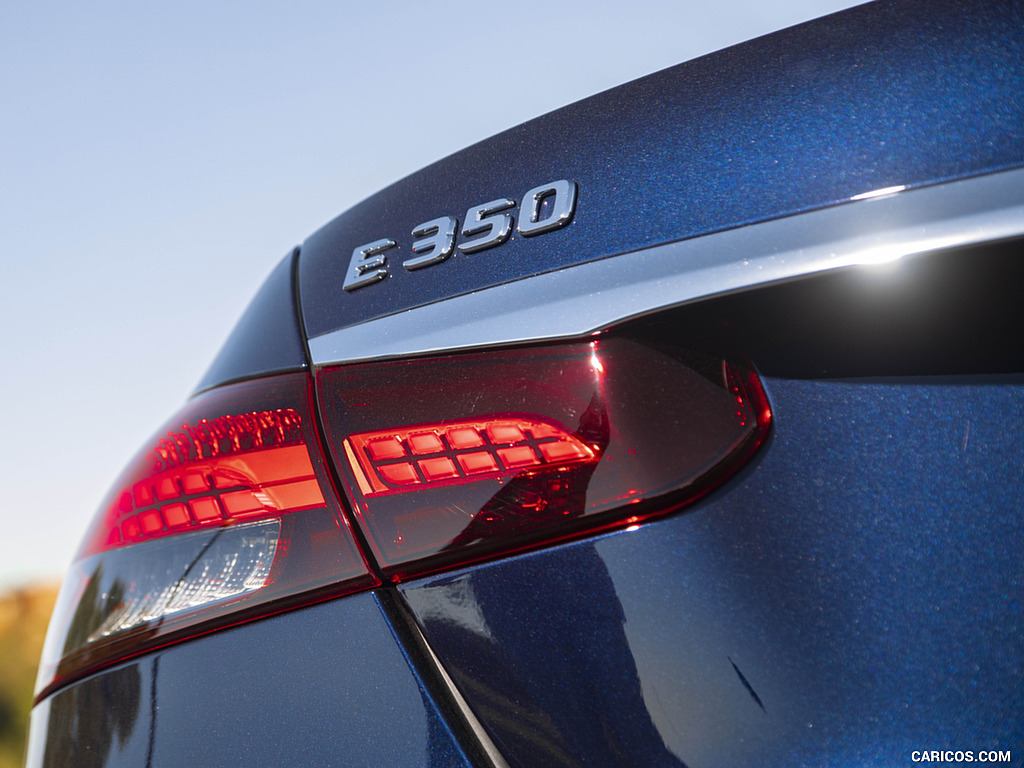 2021 Mercedes-Benz E 350 4MATIC Sedan (US-Spec) - Tail Light