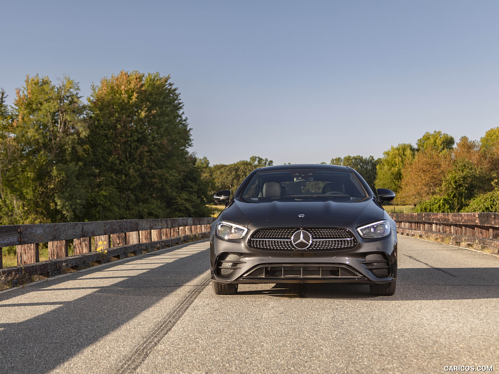 2021 Mercedes-Benz E 450 4MATIC Coupe (US-Spec) - Front