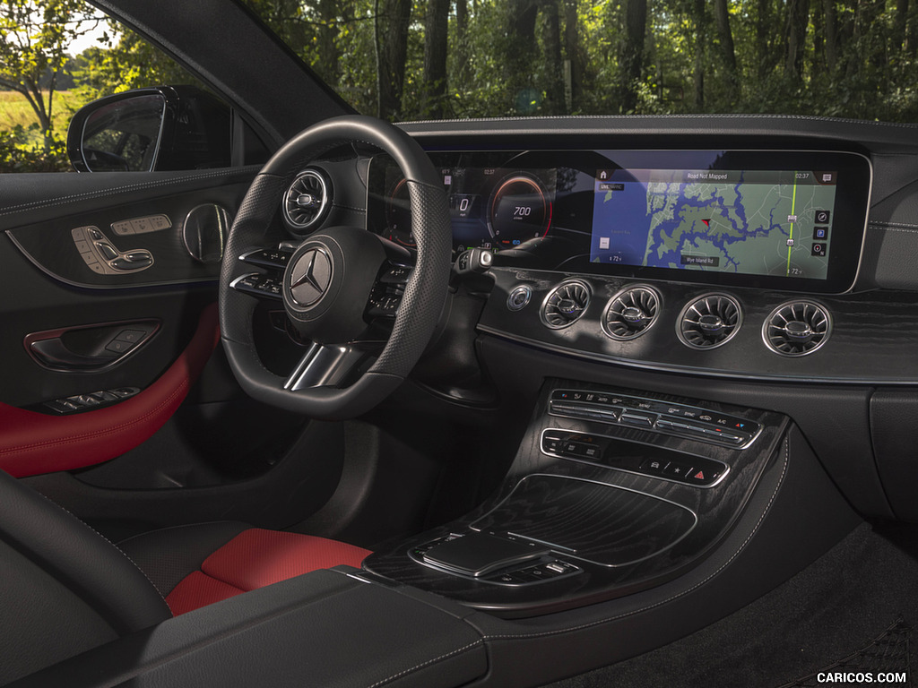 2021 Mercedes-Benz E 450 4MATIC Coupe (US-Spec) - Interior