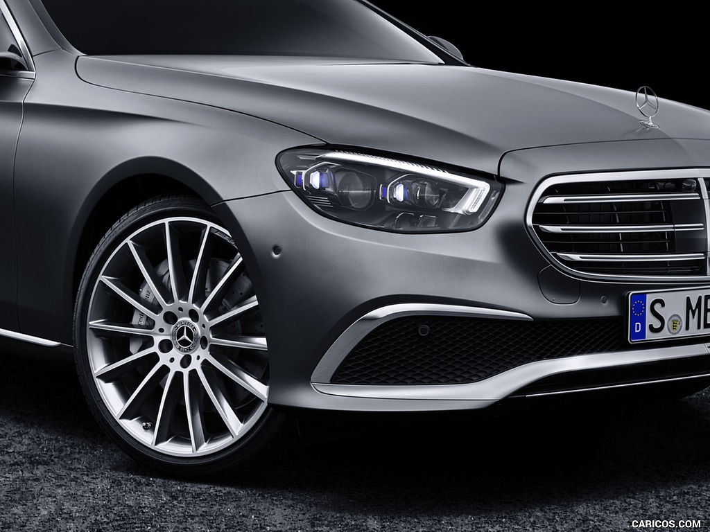 2021 Mercedes-Benz E-Class (Color: Selenit Grey Magno) - Headlight