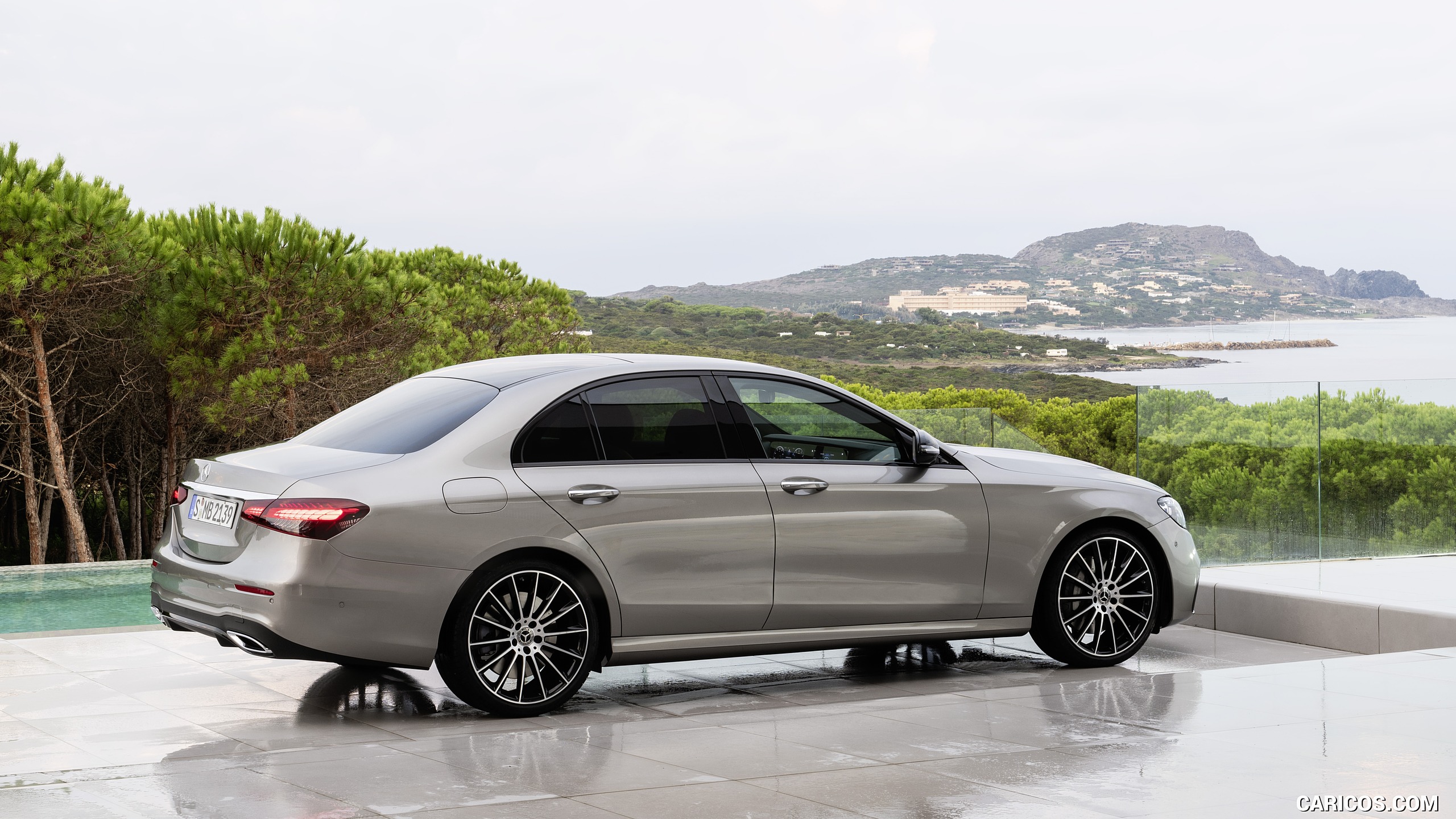 2021 Mercedes-Benz E-Class AMG line (Color: Mojave Silver Metallic) - Side, #24 of 144