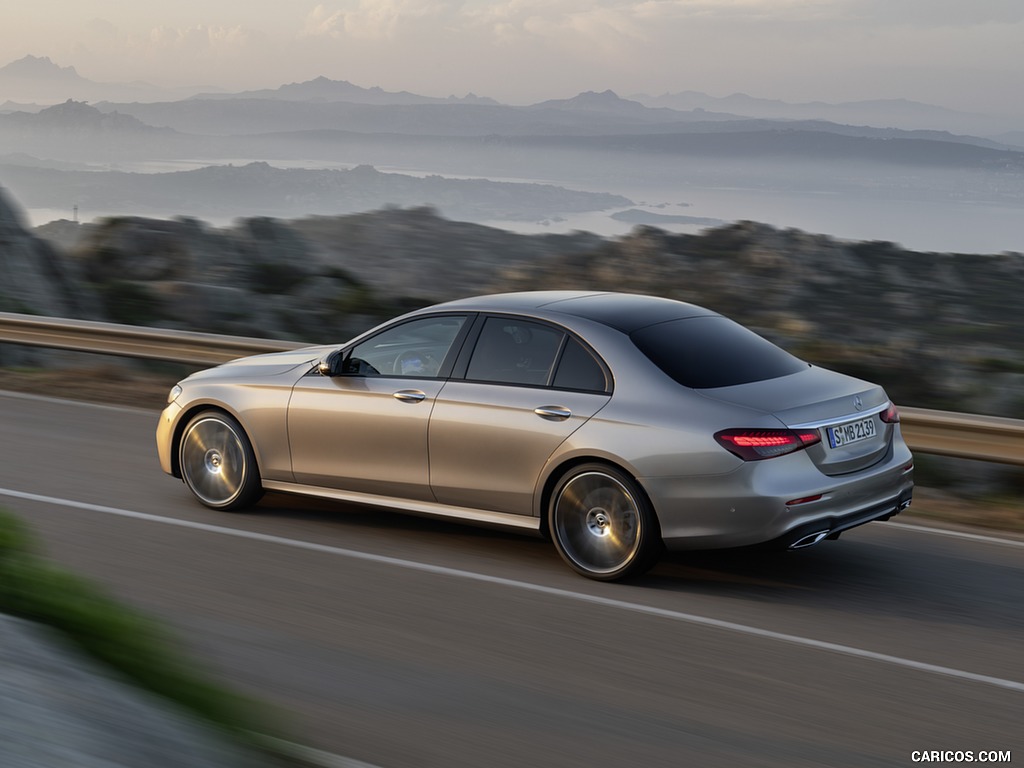 2021 Mercedes-Benz E-Class AMG line (Color: Mojave Silver Metallic) - Rear Three-Quarter