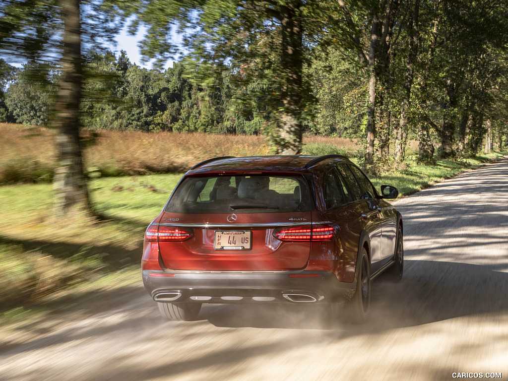 2021 Mercedes-Benz E-Class All-Terrain (US-Spec) - Rear