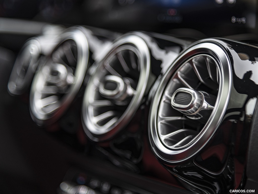 2021 Mercedes-Benz GLA - Interior, Detail