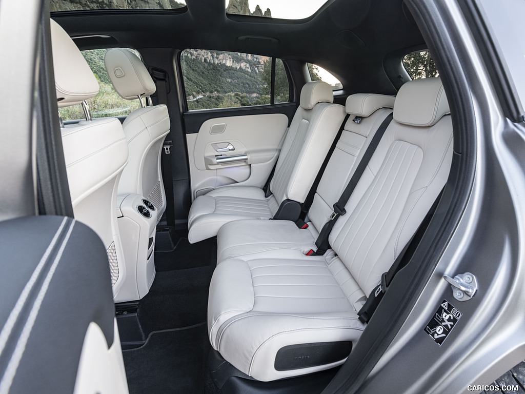 2021 Mercedes-Benz GLA - Interior, Rear Seats