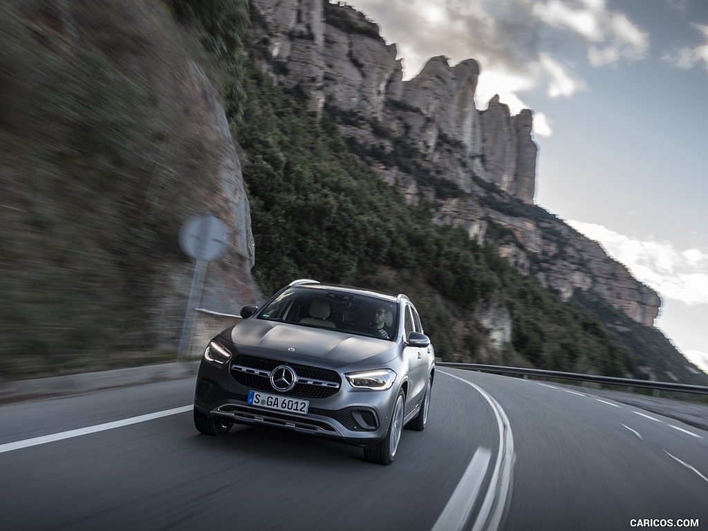 2021 Mercedes-Benz GLA 220d (Color: Mountain Grey Magno) - Front