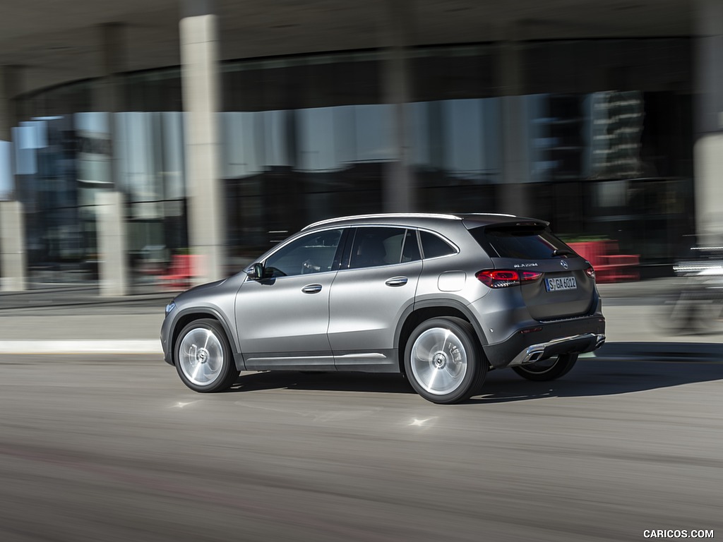 2021 Mercedes-Benz GLA 220d (Color: Mountain Grey Magno) - Rear Three-Quarter