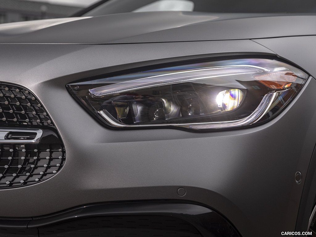 2021 Mercedes-Benz GLA 250 (US-Spec) - Headlight