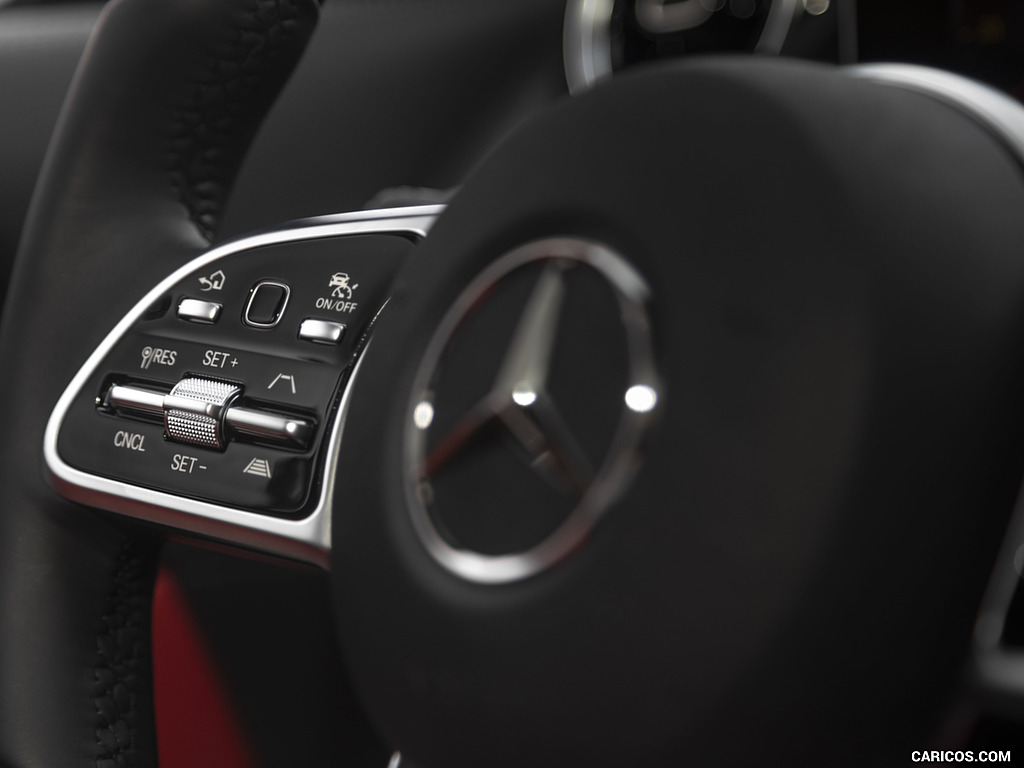 2021 Mercedes-Benz GLA 250 (US-Spec) - Interior, Steering Wheel