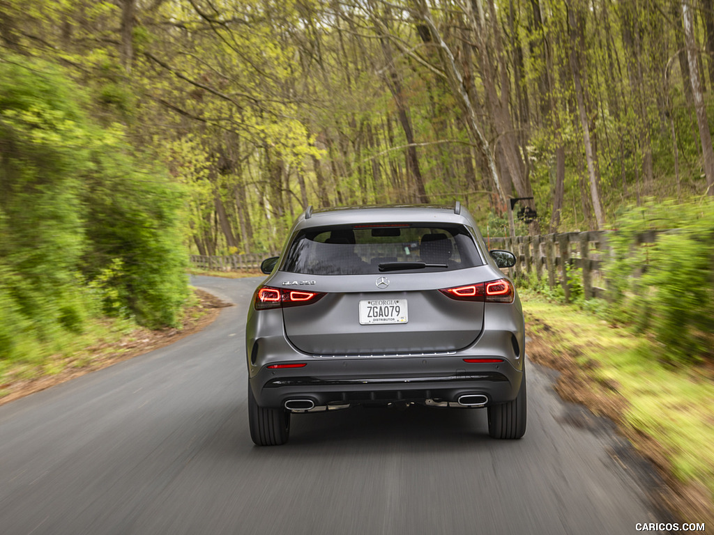 2021 Mercedes-Benz GLA 250 (US-Spec) - Rear