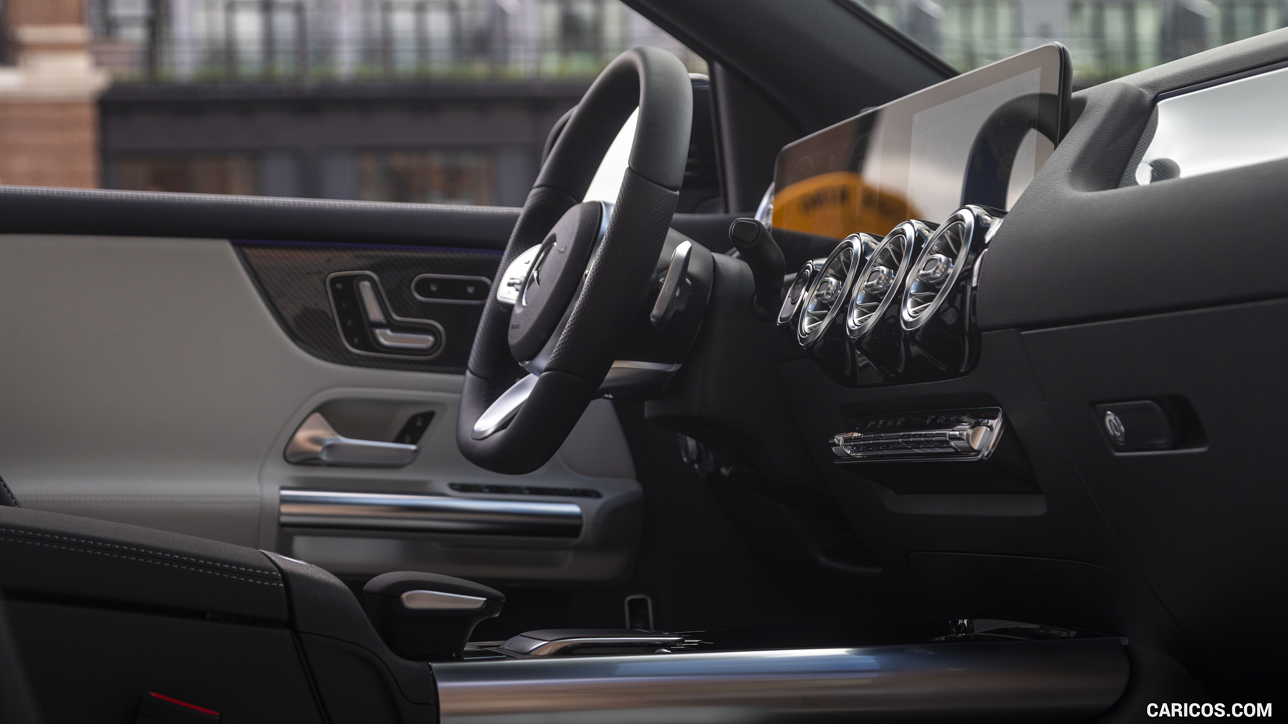 2021 Mercedes-Benz GLA 250 4MATIC (US-Spec) - Interior, Detail, #255 of 280
