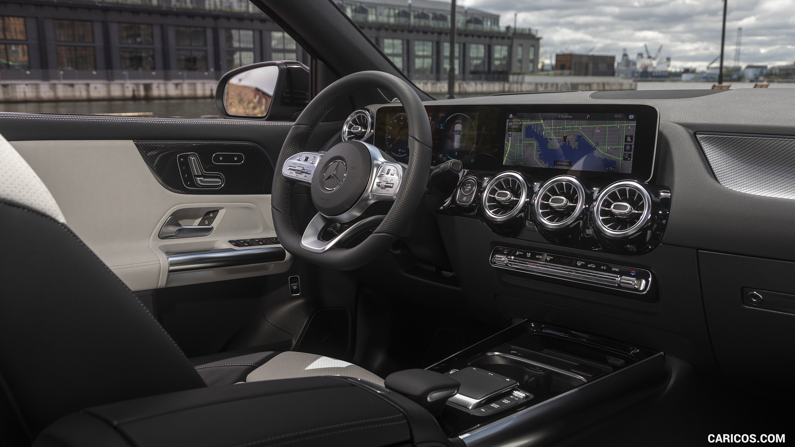2021 Mercedes-Benz GLA 250 4MATIC (US-Spec) - Interior, #253 of 280