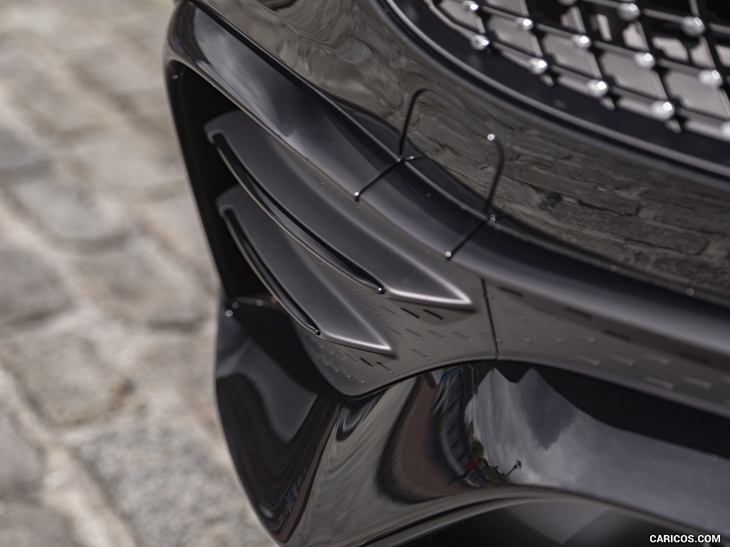 2021 Mercedes-Benz GLA 250 4MATIC (US-Spec) - Detail