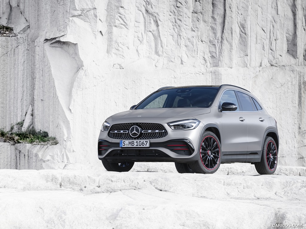 2021 Mercedes-Benz GLA Edition1 AMG Line (Color: Mountain Grey MAGNO) - Front Three-Quarter