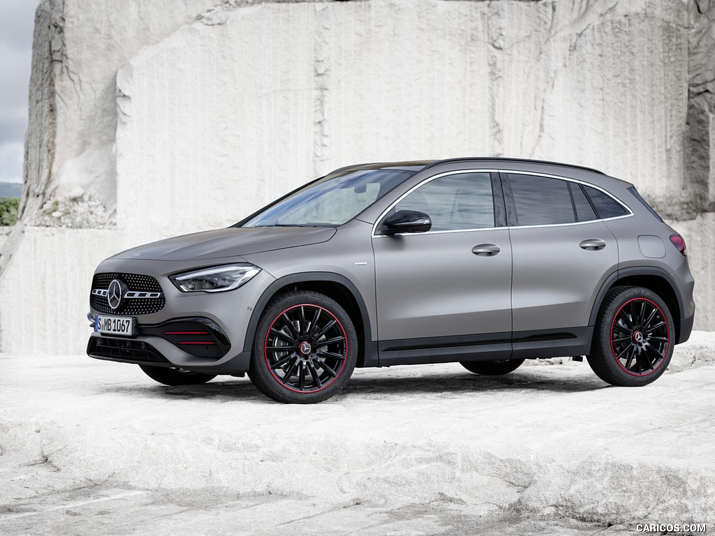 2021 Mercedes-Benz GLA Edition1 AMG Line (Color: Mountain Grey MAGNO) - Front Three-Quarter