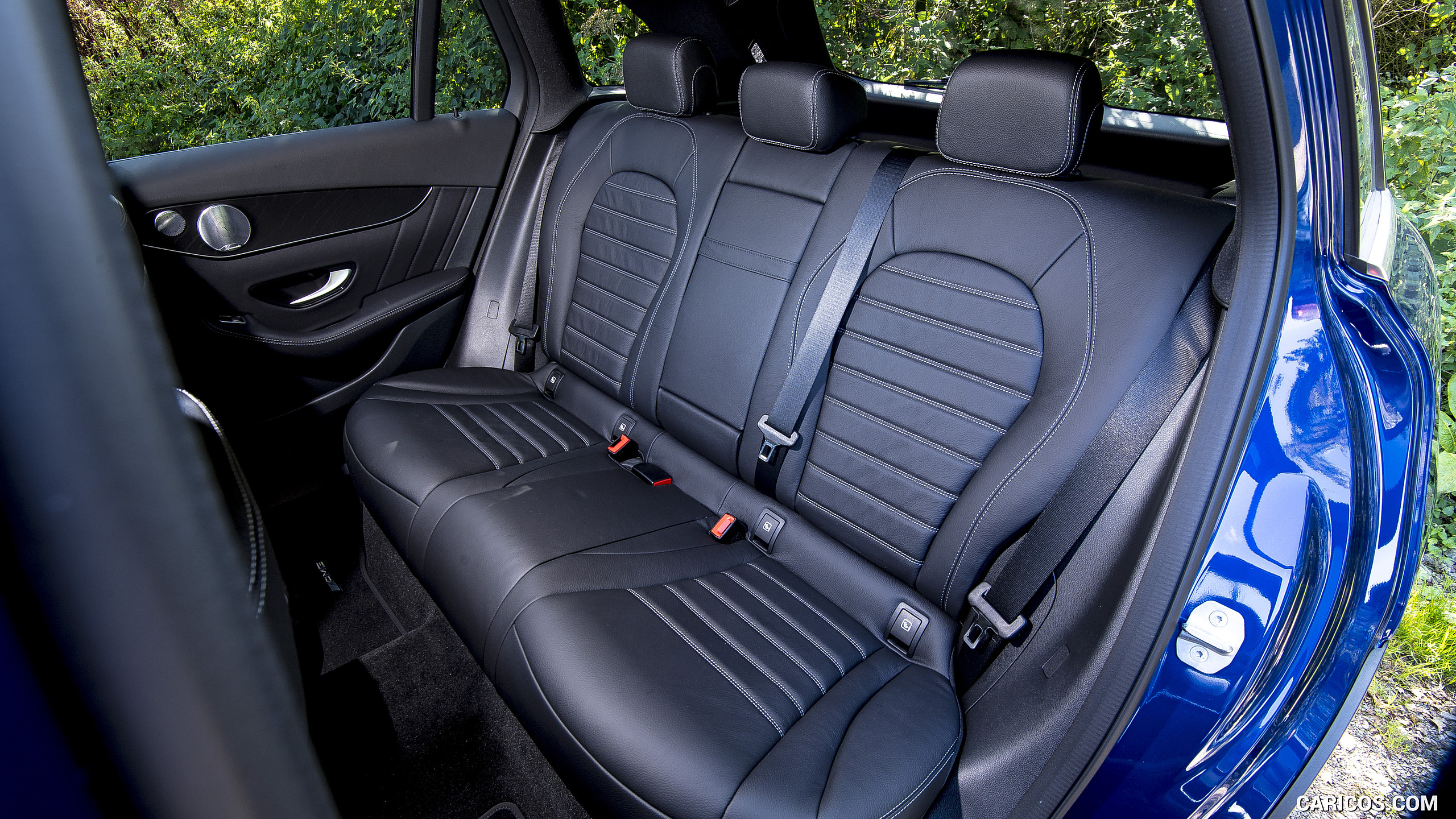 2021 Mercedes-Benz GLC 300 e Plug-In Hybrid (UK-Spec) - Interior, Rear Seats, #80 of 84