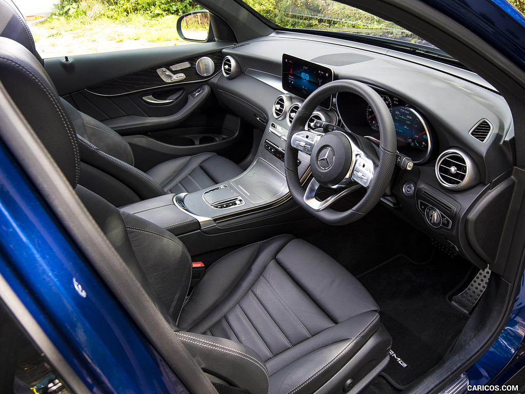 2021 Mercedes-Benz GLC 300 e Plug-In Hybrid (UK-Spec) - Interior, Front Seats