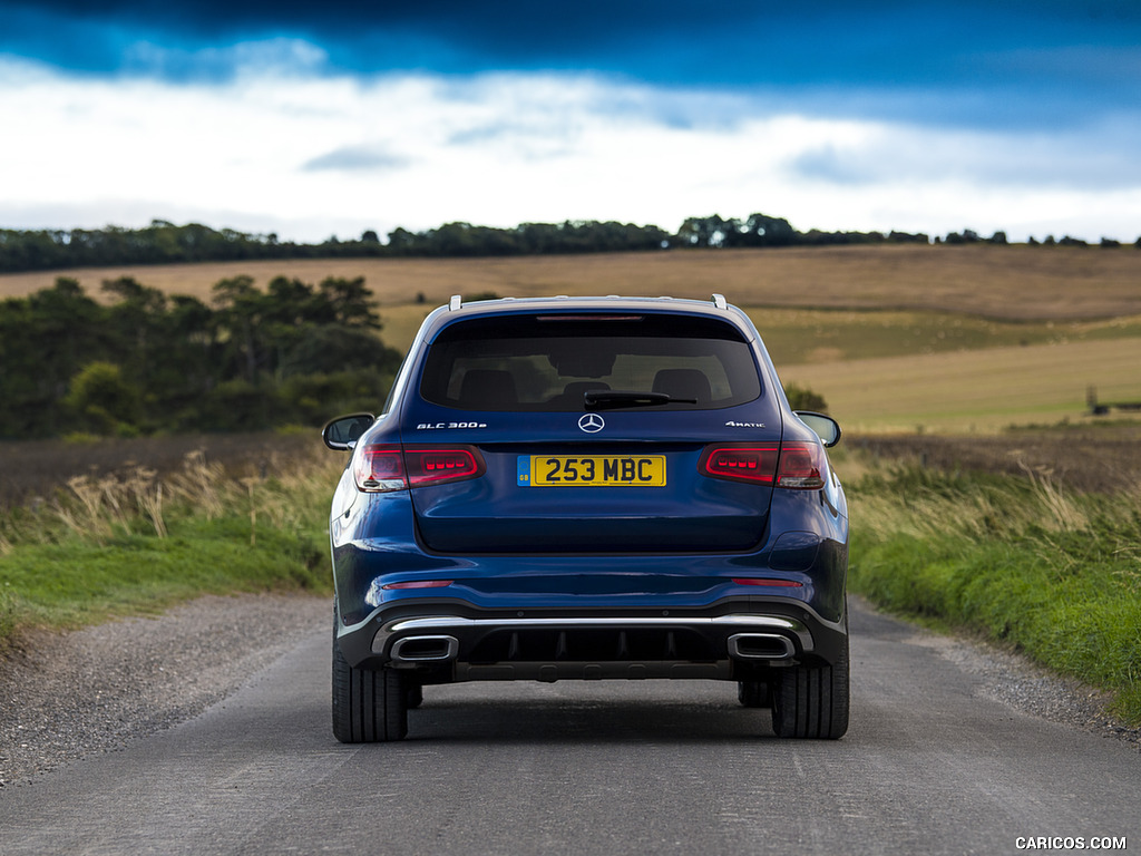 2021 Mercedes-Benz GLC 300 e Plug-In Hybrid (UK-Spec) - Rear