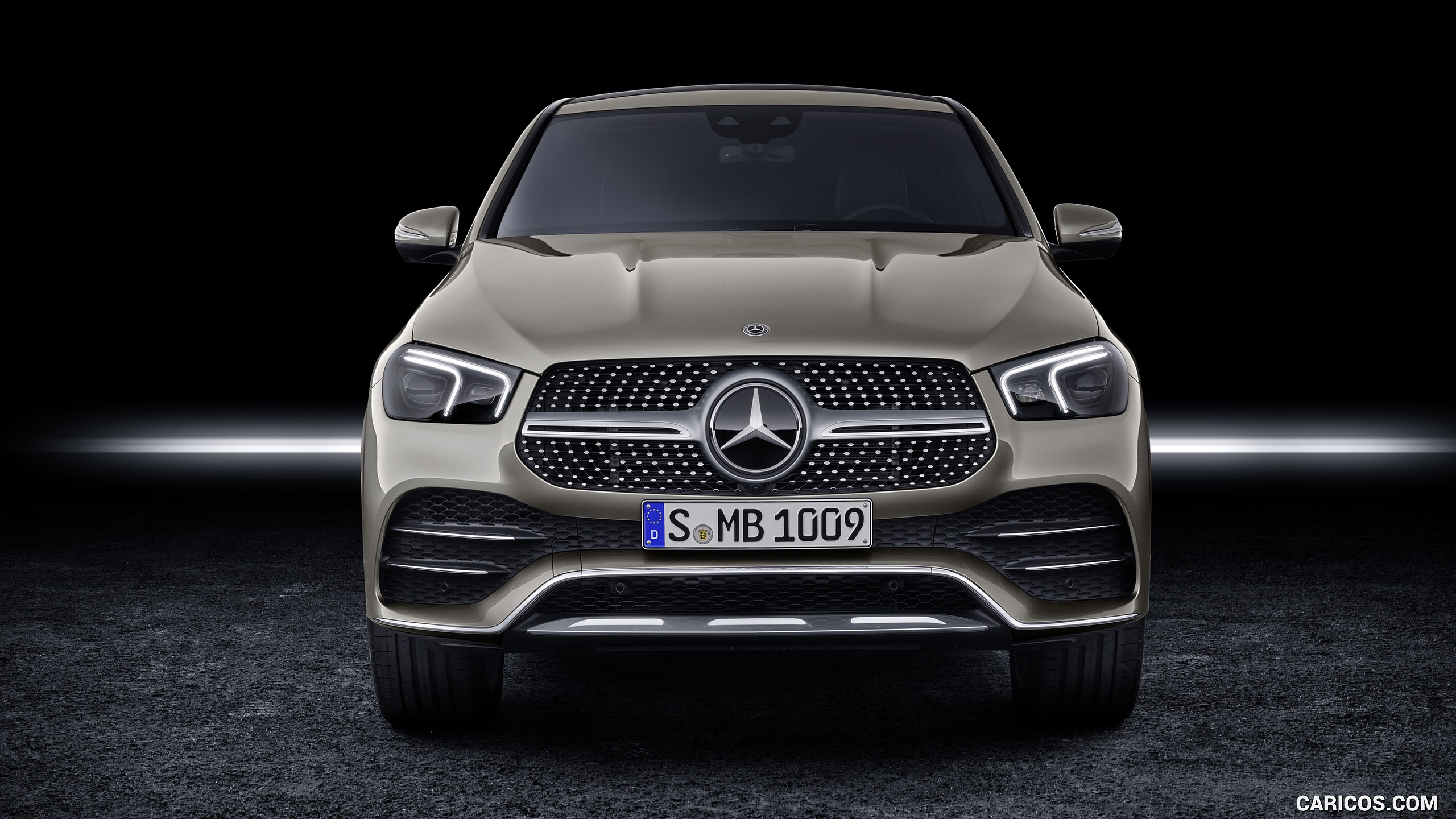 2021 Mercedes-Benz GLE Coupe (Color: Moyave Silver) - Front | Caricos