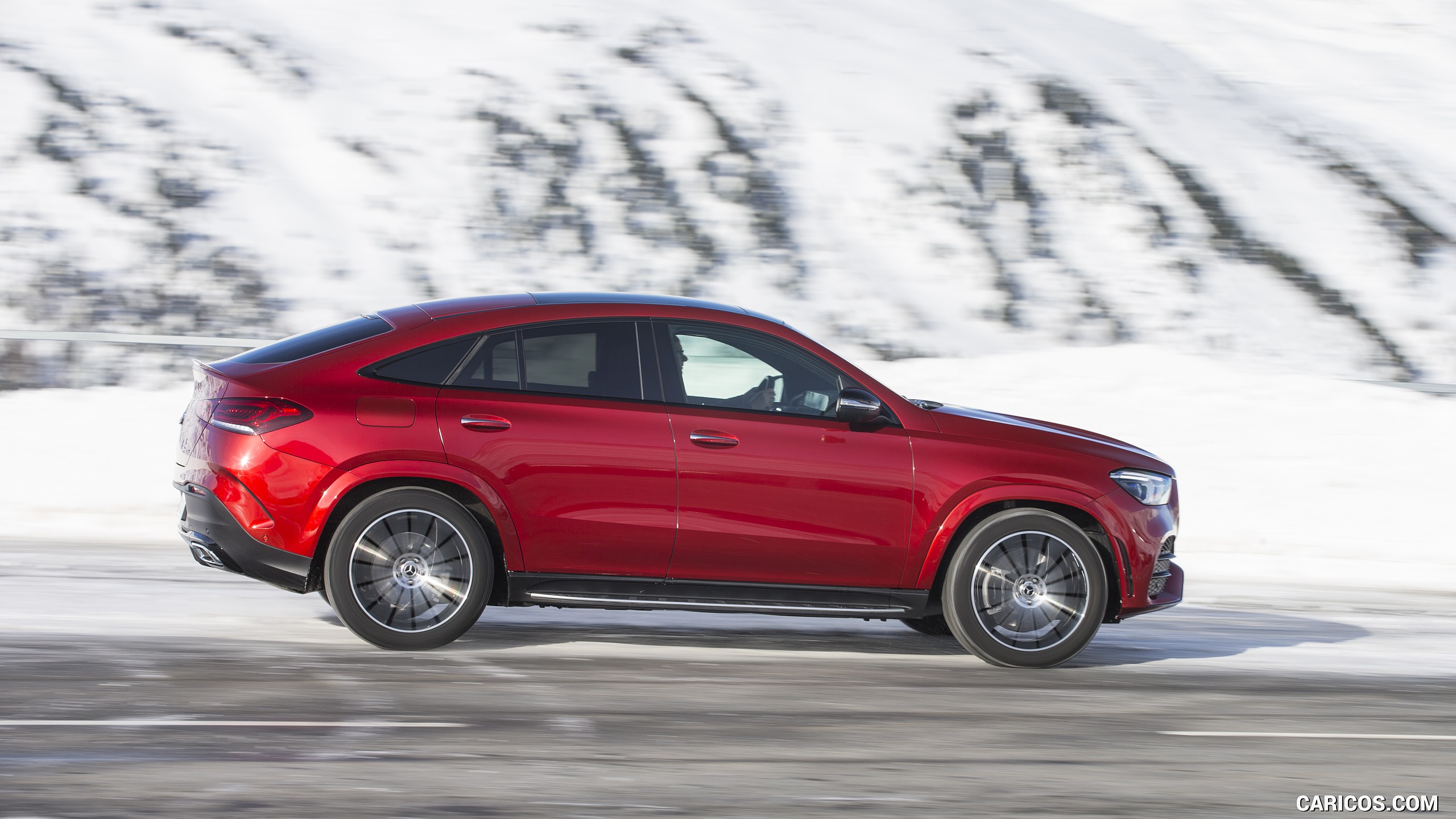 2021 Mercedes-Benz GLE Coupe 400 d 4MATIC Coupe (Color: Designo Hyacinth Red Metallic) - Side, #56 of 62