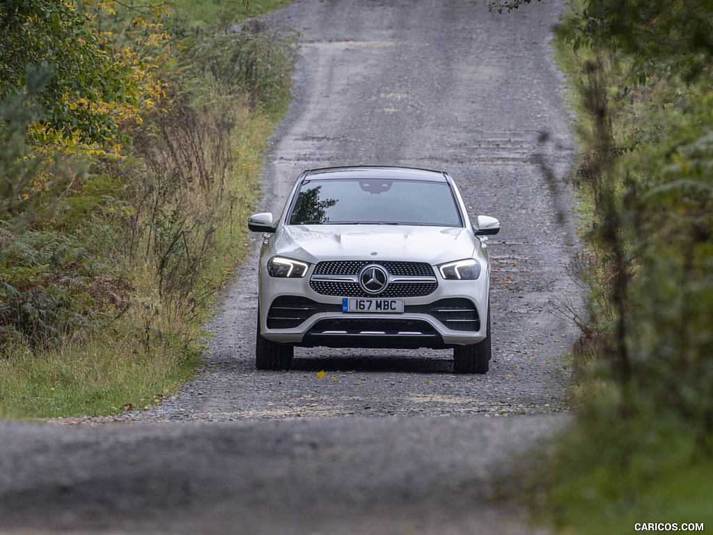 2021 Mercedes-Benz GLE Coupé 400d (UK-Spec) - Front