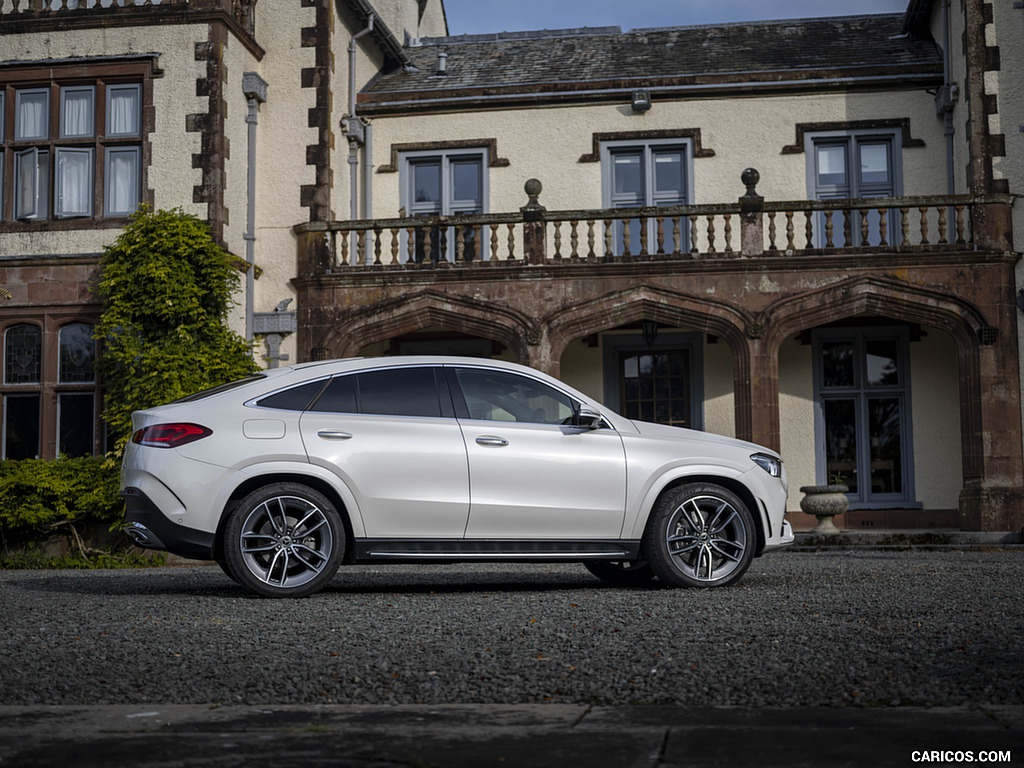 2021 Mercedes-Benz GLE Coupé 400d (UK-Spec) - Side