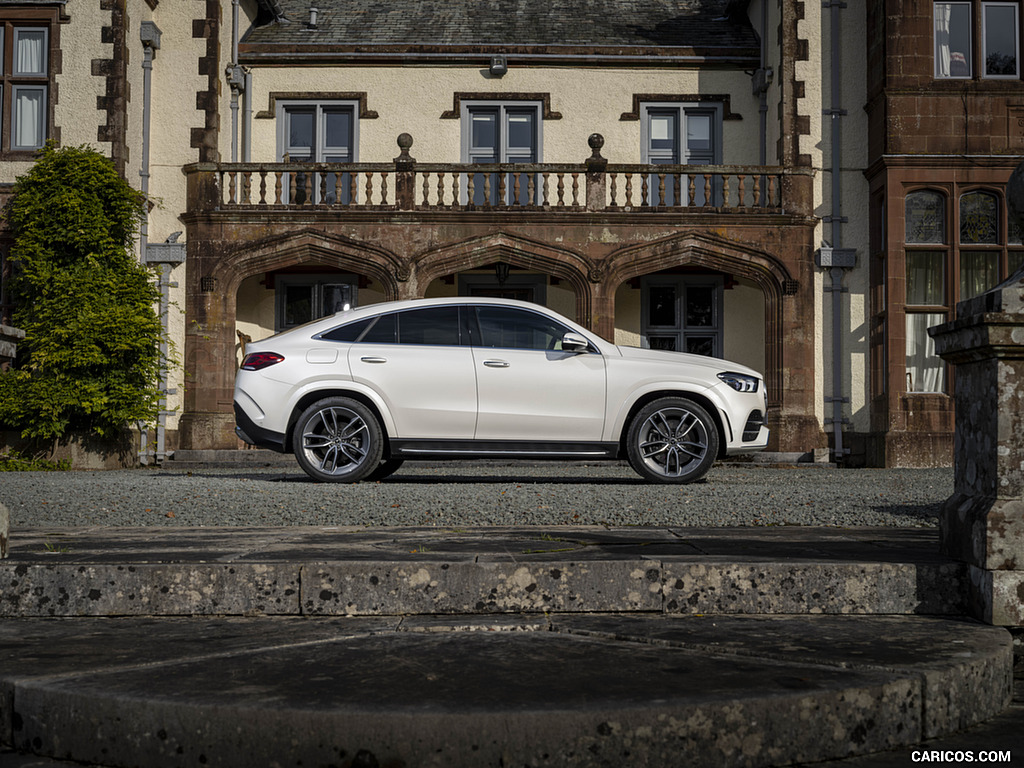 2021 Mercedes-Benz GLE Coupé 400d (UK-Spec) - Side