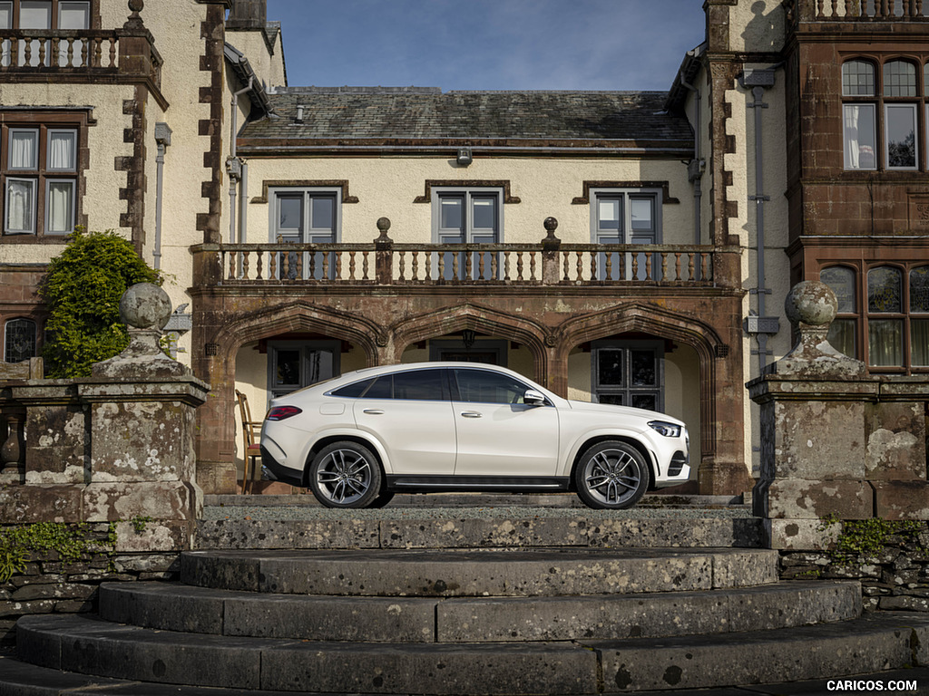 2021 Mercedes-Benz GLE Coupé 400d (UK-Spec) - Side