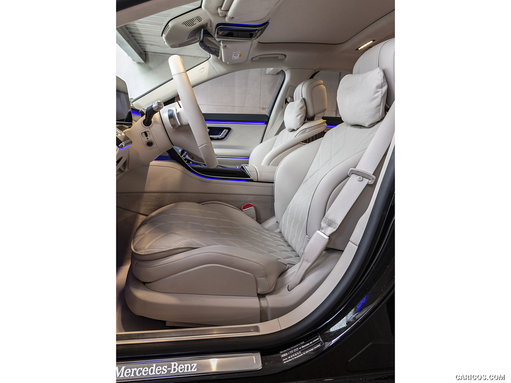 2021 Mercedes-Benz S 500 4MATIC AMG Line - Interior, Front Seats