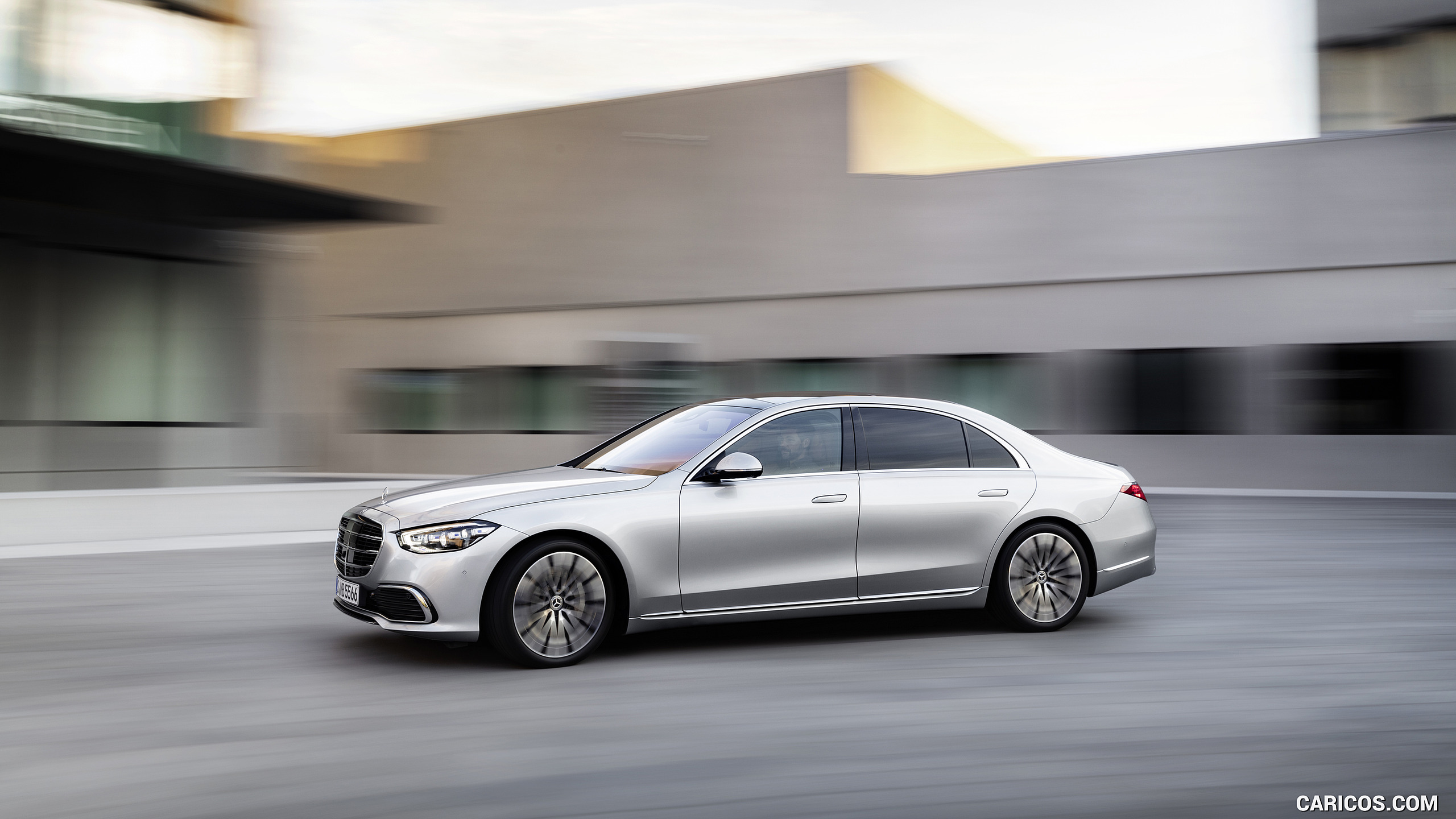 2021 Mercedes-Benz S-Class (Color: High-tech Silver) - Side, #51 of 316