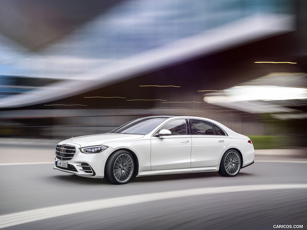 2021 Mercedes-Benz S-Class (Color: Diamond White) - Front Three-Quarter