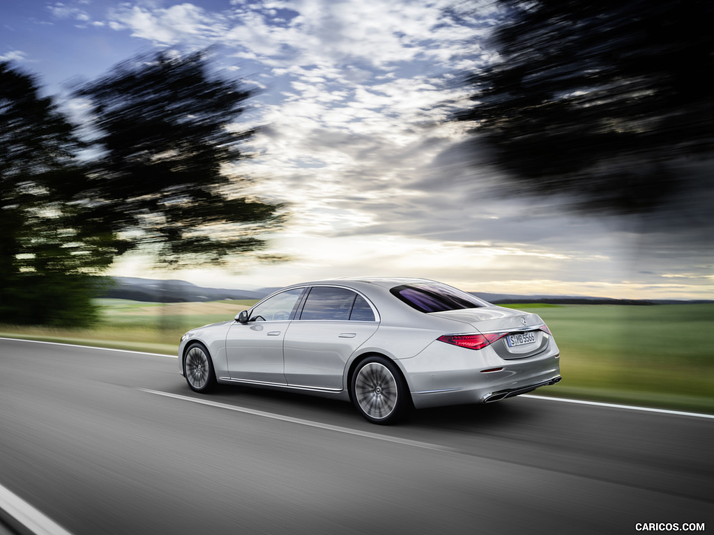 2021 Mercedes-Benz S-Class (Color: High-tech Silver) - Rear Three-Quarter