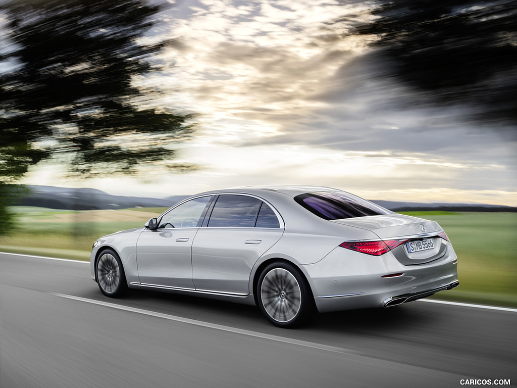 2021 Mercedes-Benz S-Class (Color: High-tech Silver) - Rear Three-Quarter