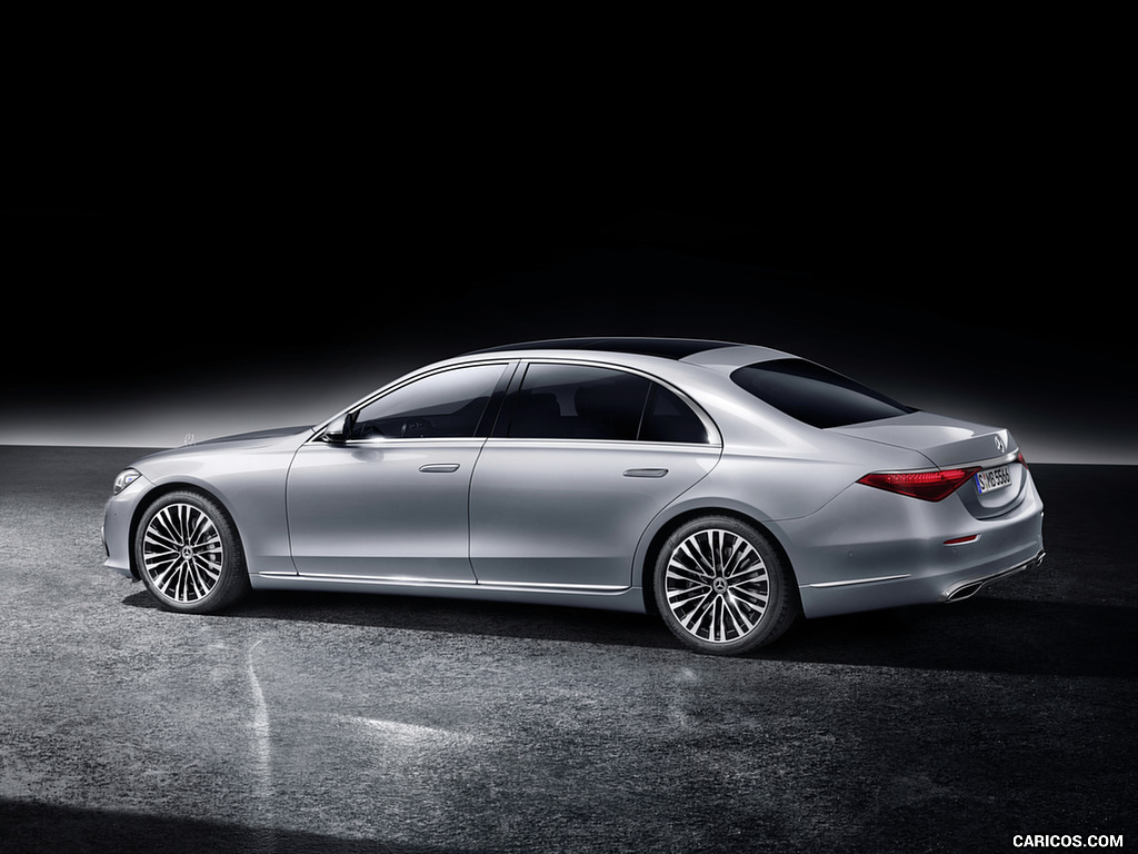 2021 Mercedes-Benz S-Class (Color: High-tech Silver) - Rear Three-Quarter