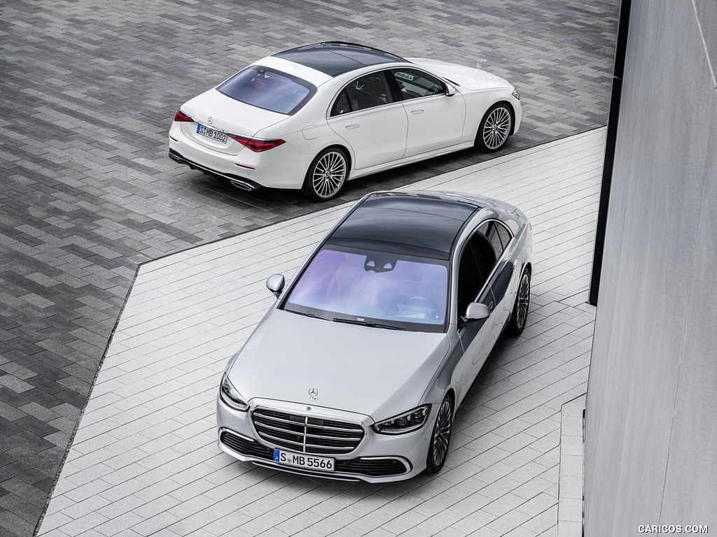 2021 Mercedes-Benz S-Class (Color: High-tech Silver)