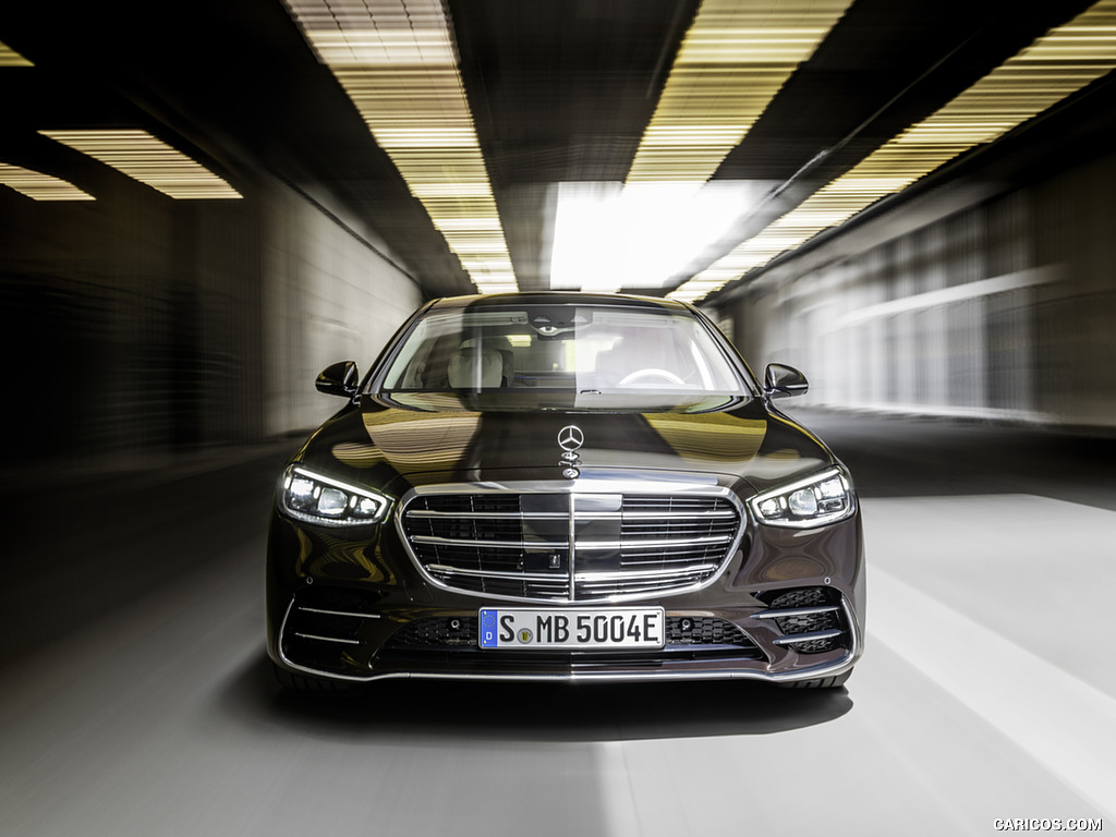 2021 Mercedes-Benz S-Class Plug-in-Hybrid (Color: Onyx Black) - Front