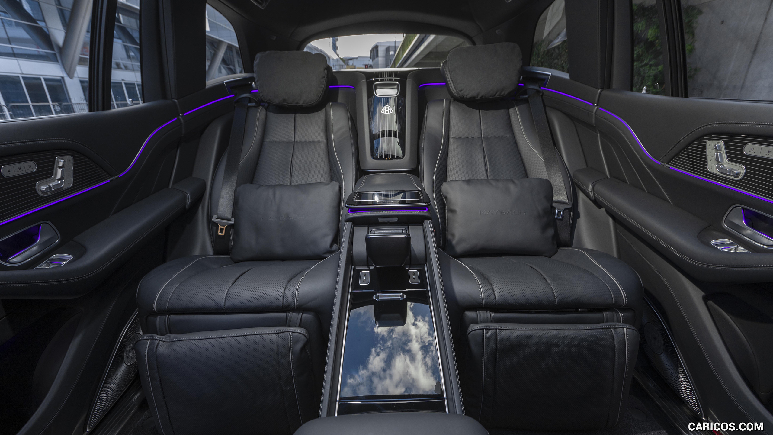 2021 Mercedes-Maybach GLS 600 (US-Spec) - Interior, Rear Seats, #287 of 297