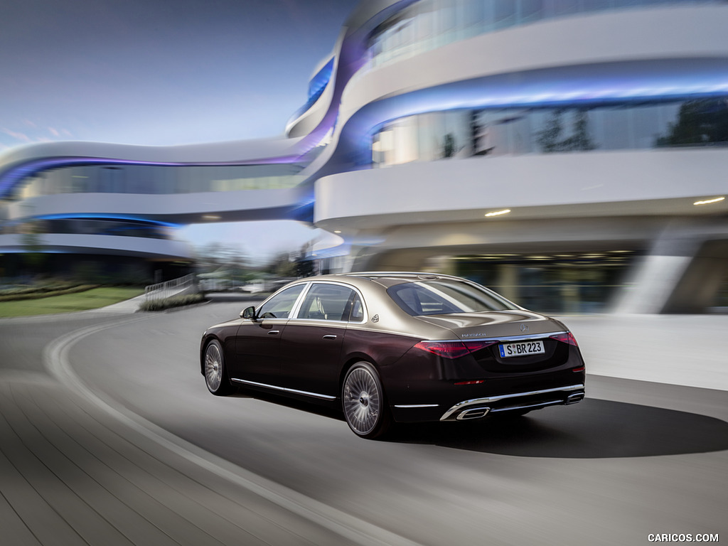 2021 Mercedes-Maybach S-Class (Color: Designo Rubellite Red / Kalahari Gold) - Rear Three-Quarter