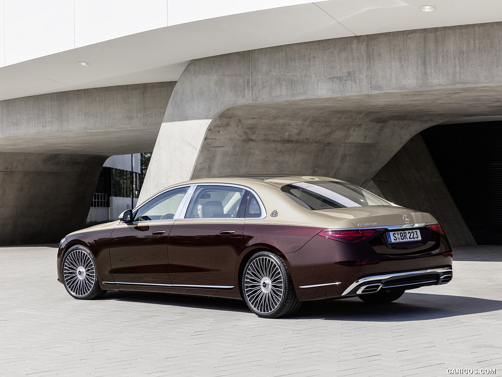 2021 Mercedes-Maybach S-Class (Color: Designo Rubellite Red / Kalahari Gold) - Rear Three-Quarter