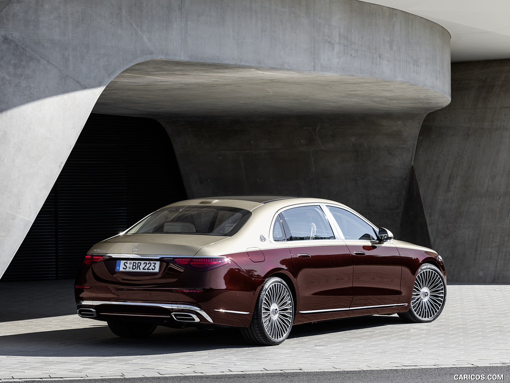 2021 Mercedes-Maybach S-Class (Color: Designo Rubellite Red / Kalahari Gold) - Rear Three-Quarter