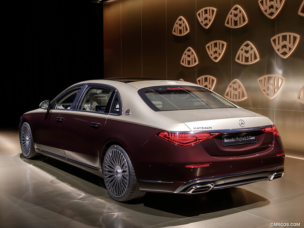 2021 Mercedes-Maybach S-Class (Color: Designo Rubellite Red / Kalahari Gold) - Rear Three-Quarter