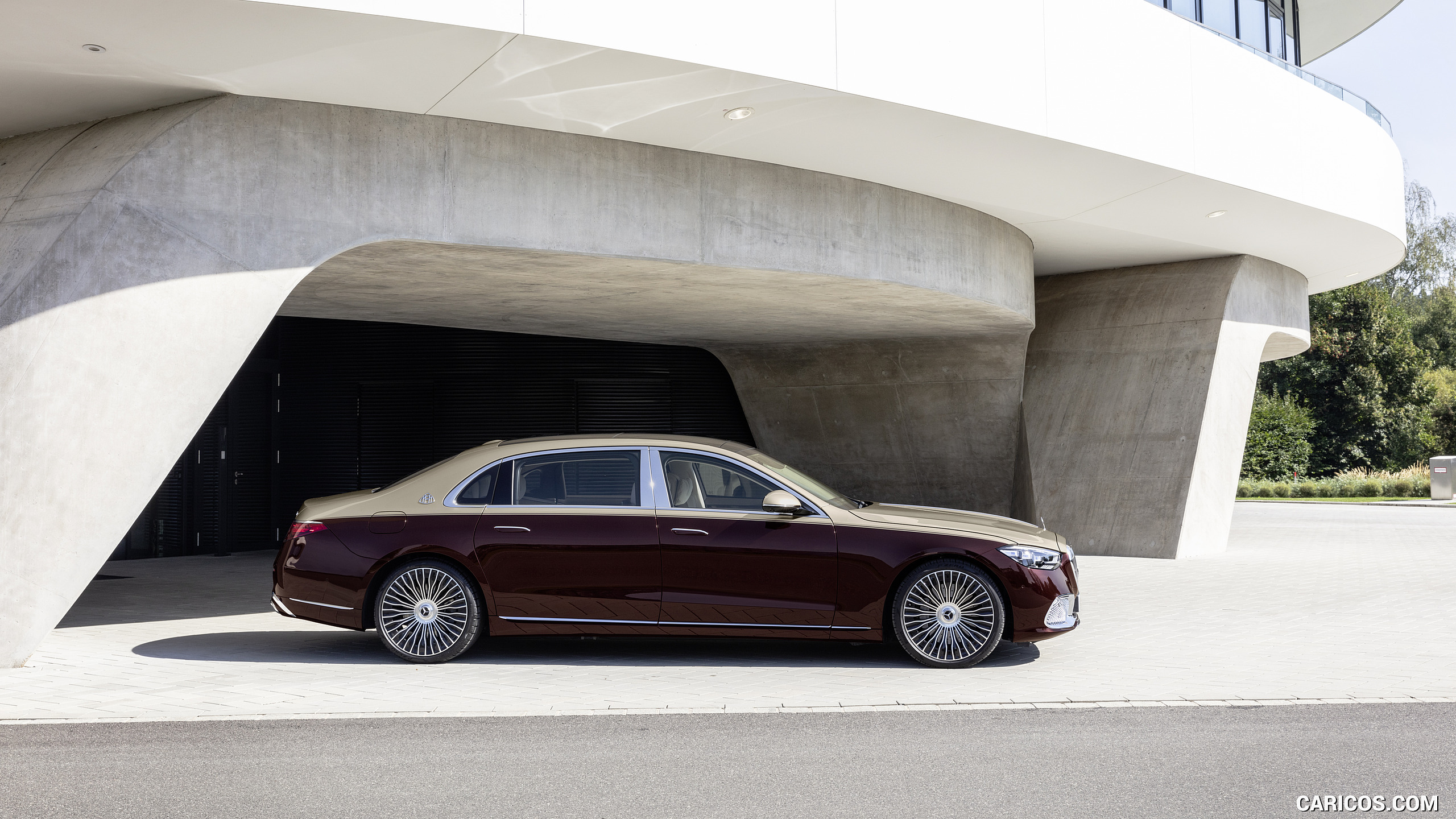2021 Mercedes-Maybach S-Class (Color: Designo Rubellite Red / Kalahari Gold) - Side, #17 of 157