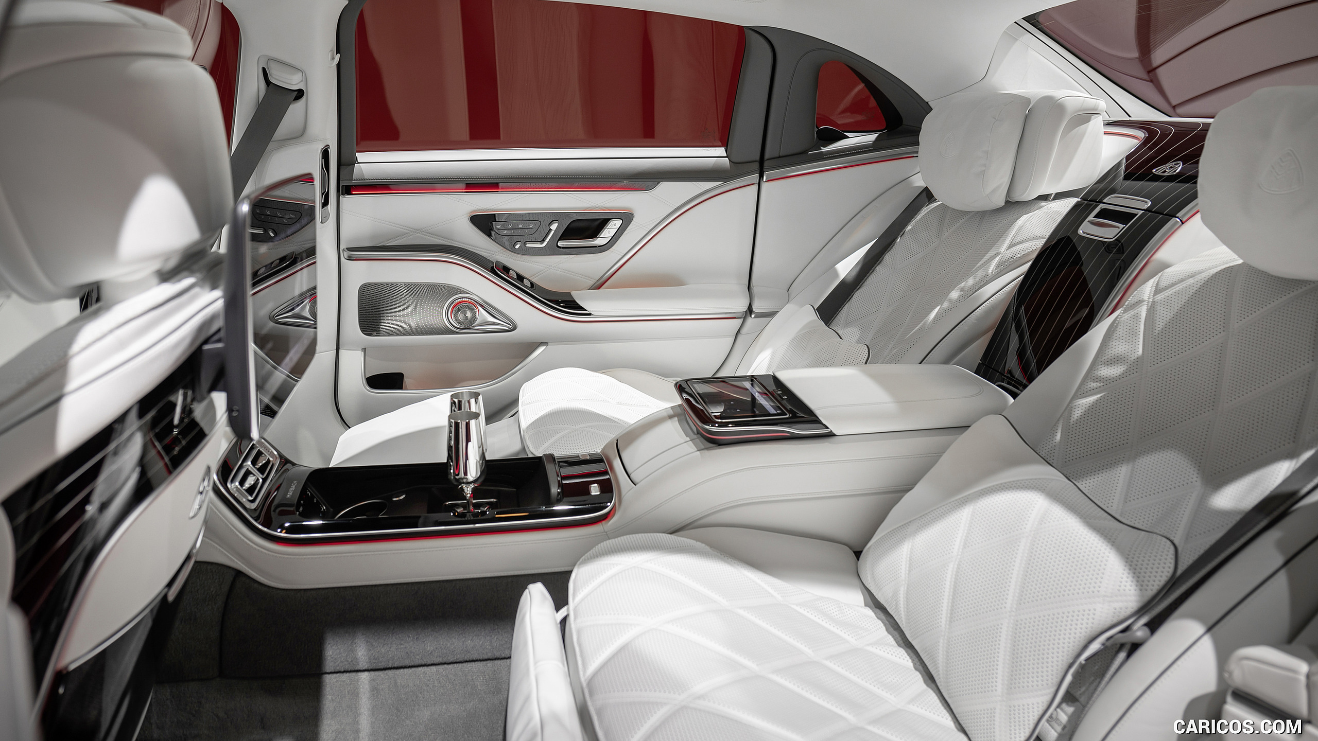 2021 Mercedes-Maybach S-Class - Interior, Rear Seats, #155 of 157