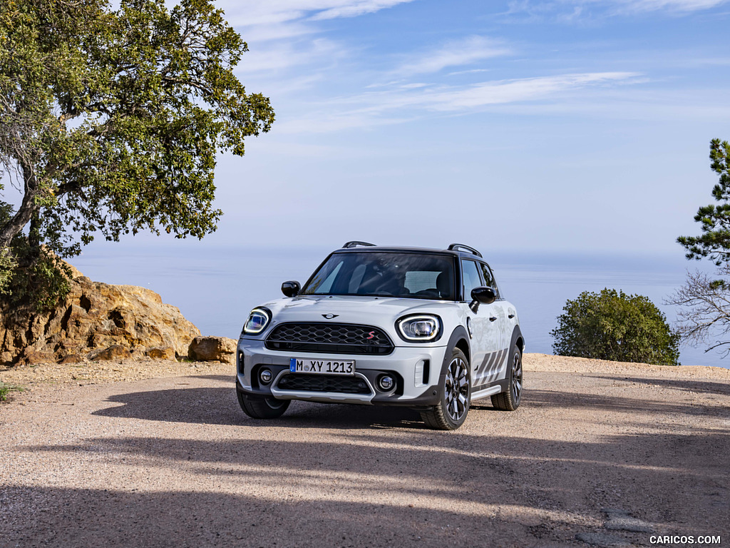 2022 MINI Cooper S Countryman ALL4 Untamed Edition - Front