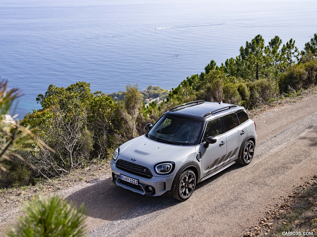 2022 MINI Cooper S Countryman ALL4 Untamed Edition - Front Three-Quarter