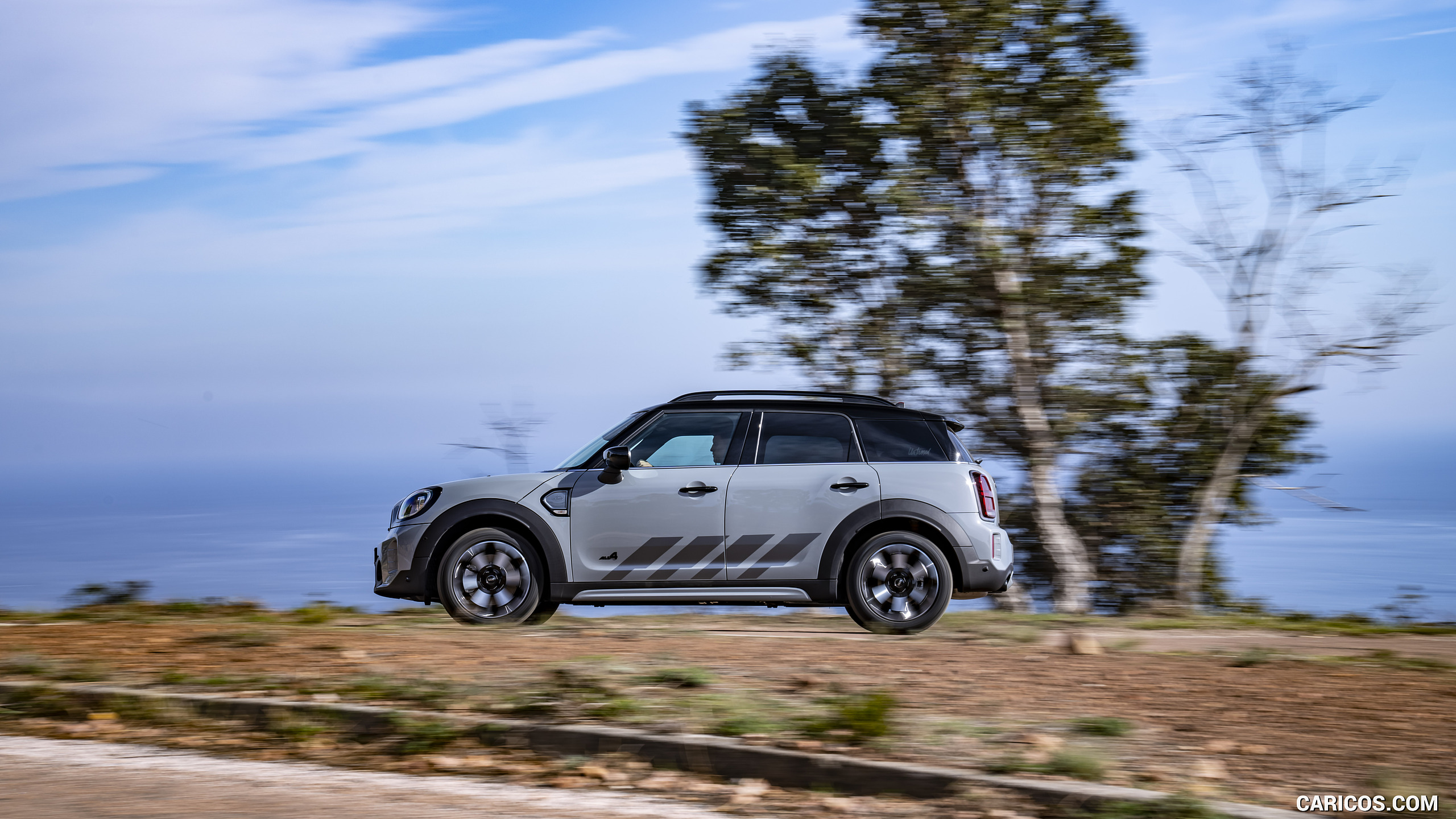 2022 MINI Cooper S Countryman ALL4 Untamed Edition - Side, #35 of 118