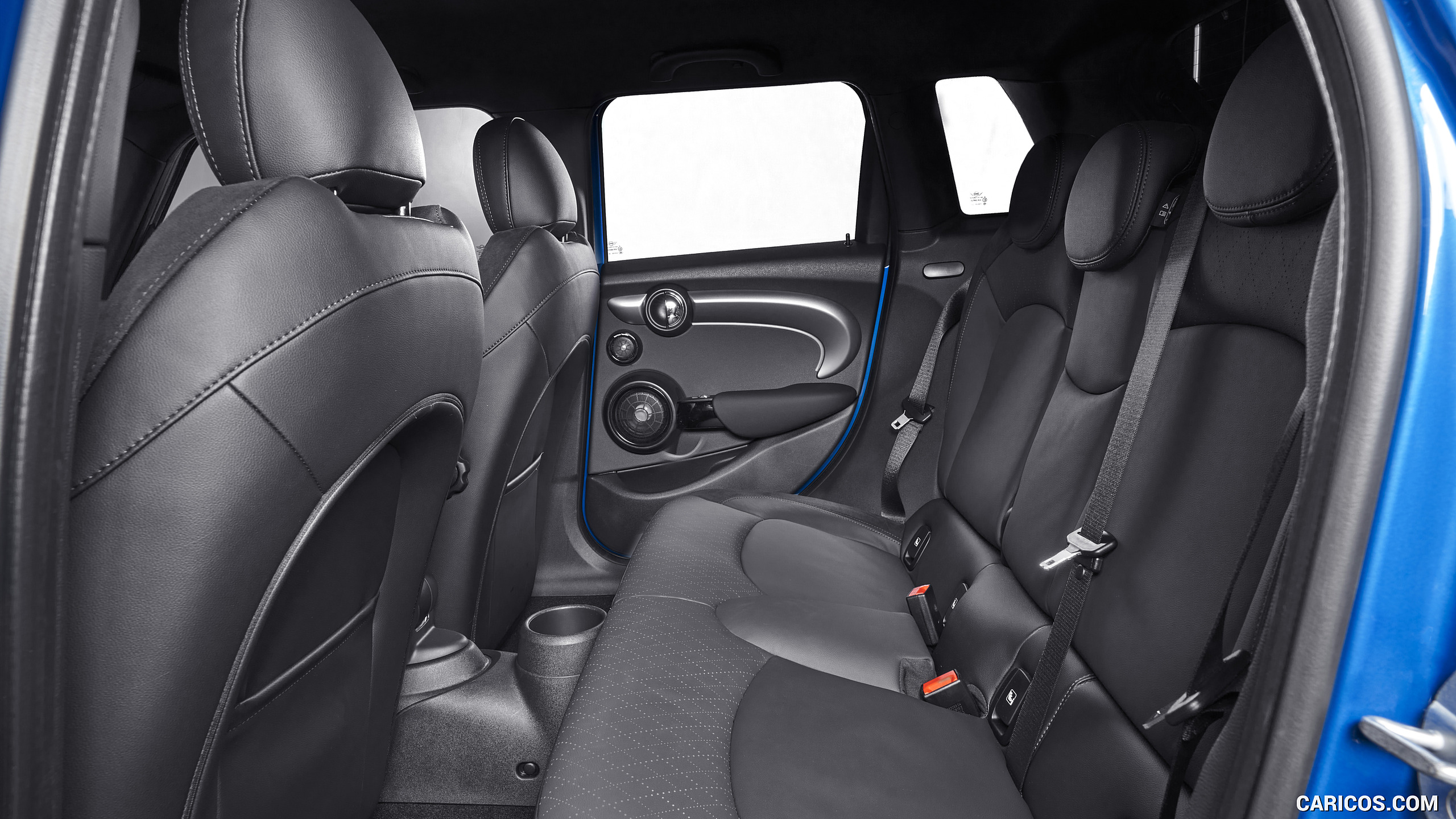2022 MINI Cooper S Hardtop 4 Door - Interior, Rear Seats, #33 of 33