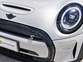 2022 MINI Cooper SE Convertible Concept - Front