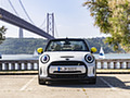 2022 MINI Cooper SE Convertible Concept - Front